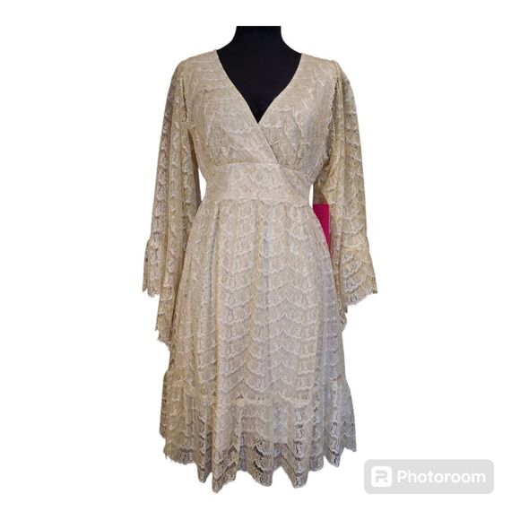 NWT Betsey Johnson Ivory & Gold Lace Trumpet Sleeve Tie Back Dress Size 12 - Picture 2 of 8